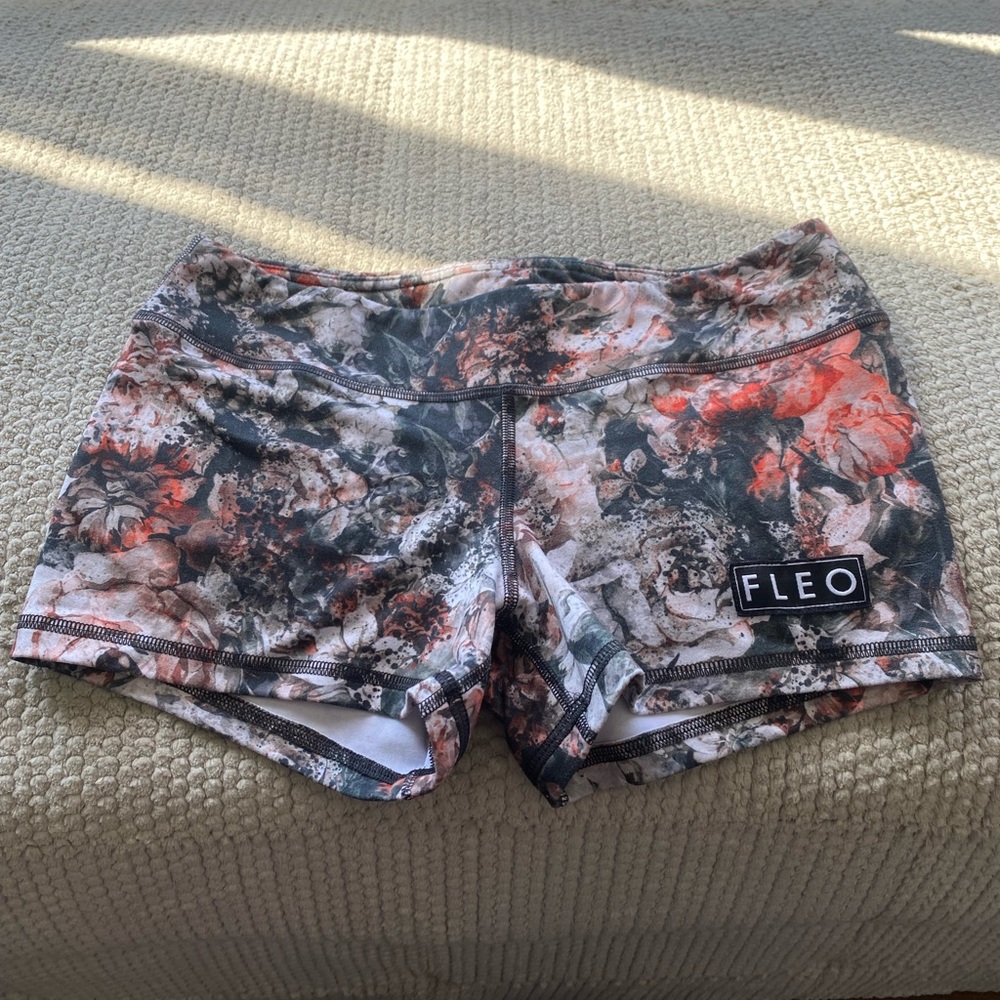 Fleo - 3.25 Midrise - Size Medium